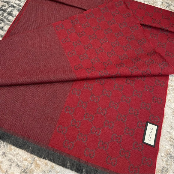 Gucci Scarf - Red (SOLD) - Picture 2 of 2